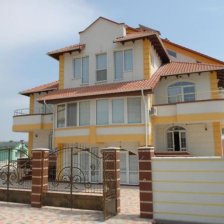Vila Muntenia Hotel تشيسيناو المظهر الخارجي الصورة