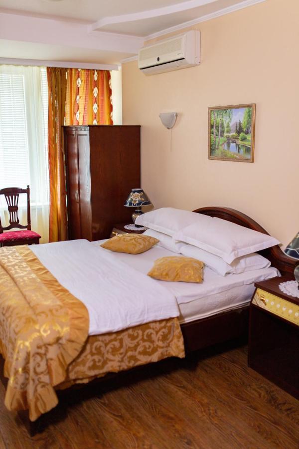 Vila Muntenia Hotel تشيسيناو المظهر الخارجي الصورة