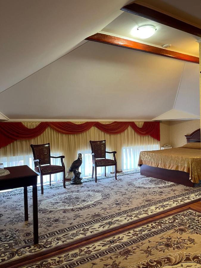 Vila Muntenia Hotel تشيسيناو المظهر الخارجي الصورة